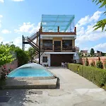 Huertas De La Fuente 度假居