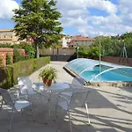 Huertas De La Fuente 度假居